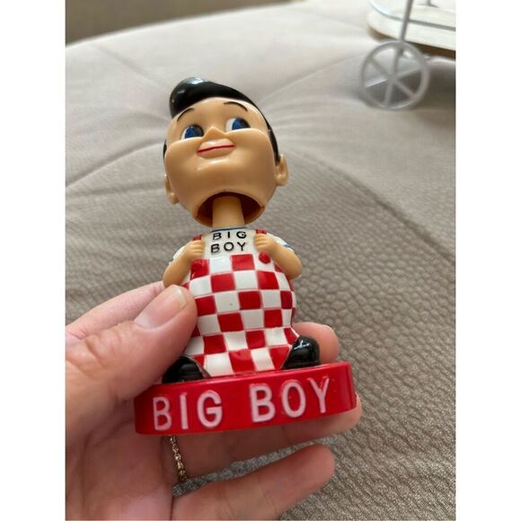 2004 Big Boy Restaurant 4 1/4" Plastic Bobble Head Toy Vintage Nostalgia. Great - Picture 3 of 9